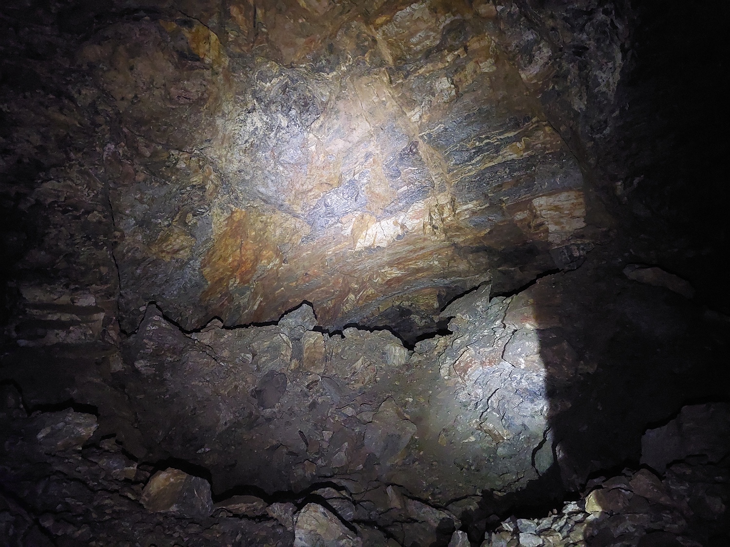 in der Schmirgelmine Sarandara, Koronos, Naxos